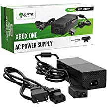 Adaptador de corriente para Xbox one gen&eacute;rica.